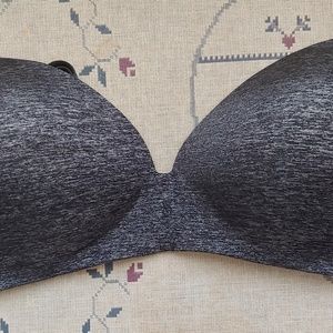 Victoria's Secret gray no-wire padded bra